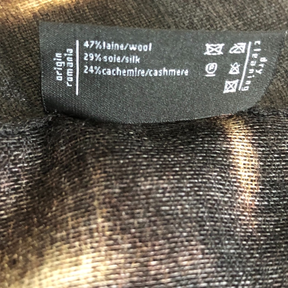 Akris Black Multicolored Abstract Scarf - Picture 10 of 10